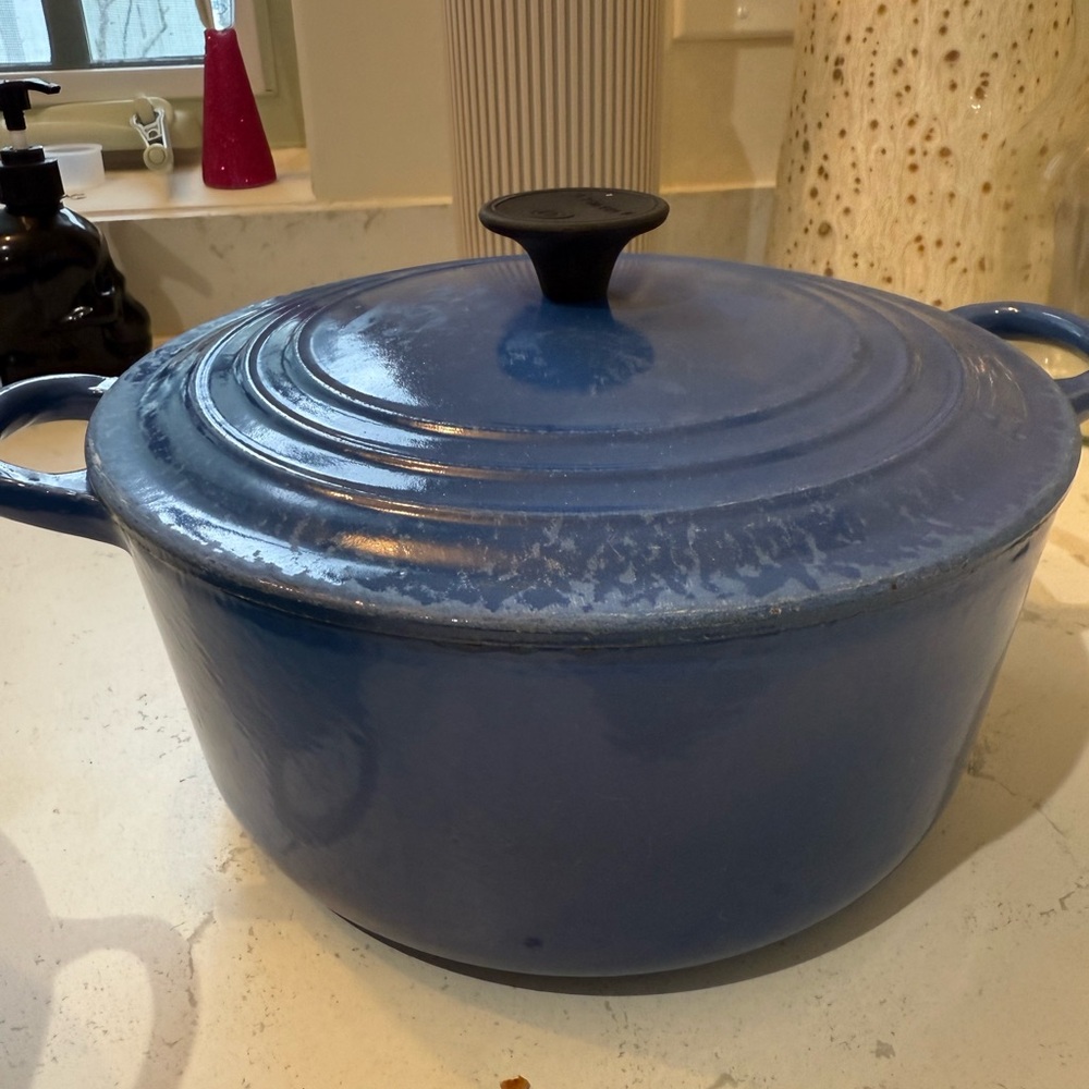 Le Creuset Blue Cast Iron Dutch Oven 2 Qt